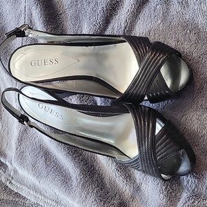 Black Guess size 6.5 heals